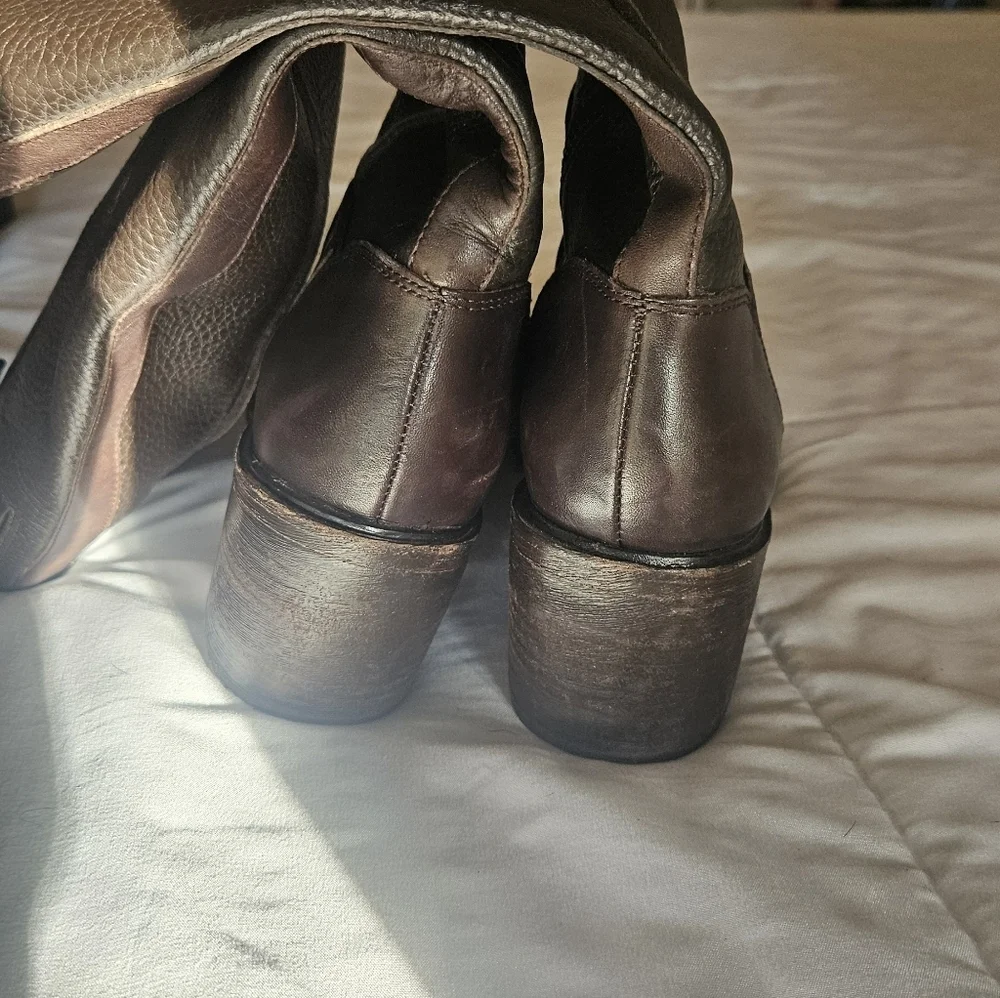 Donald J. Pliner Brown Over the Knee Boots
